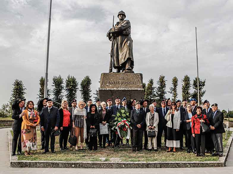 Gli Ufficiali del I Corso RSU sostengono ANAFIM 