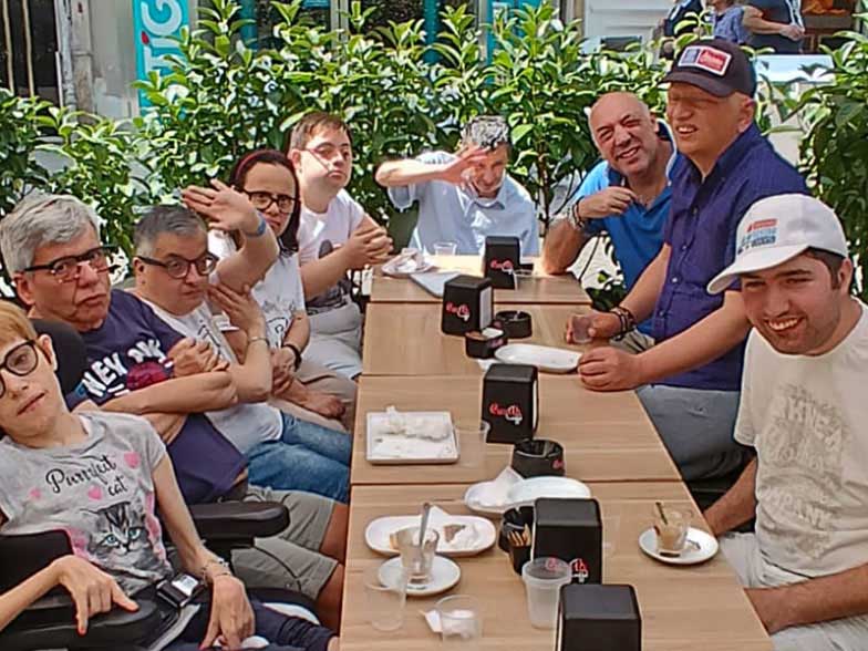 colazione al bar con la famiglia Frascella