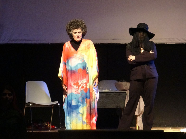 Il Teatro di “7 RADICI” aiuta ANAFIM